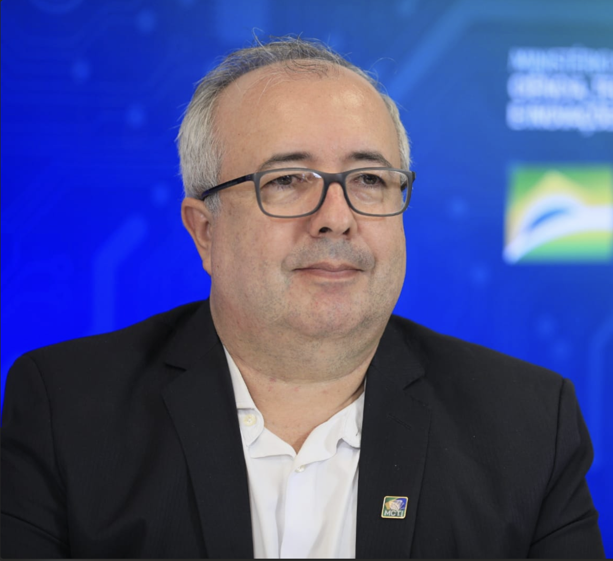Prof. Daniel Bagual Lavouras